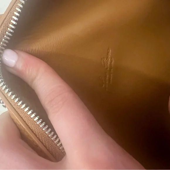 Loro Piana Tan Crossbody Bag with Minimalist Design - Picture 6 of 6